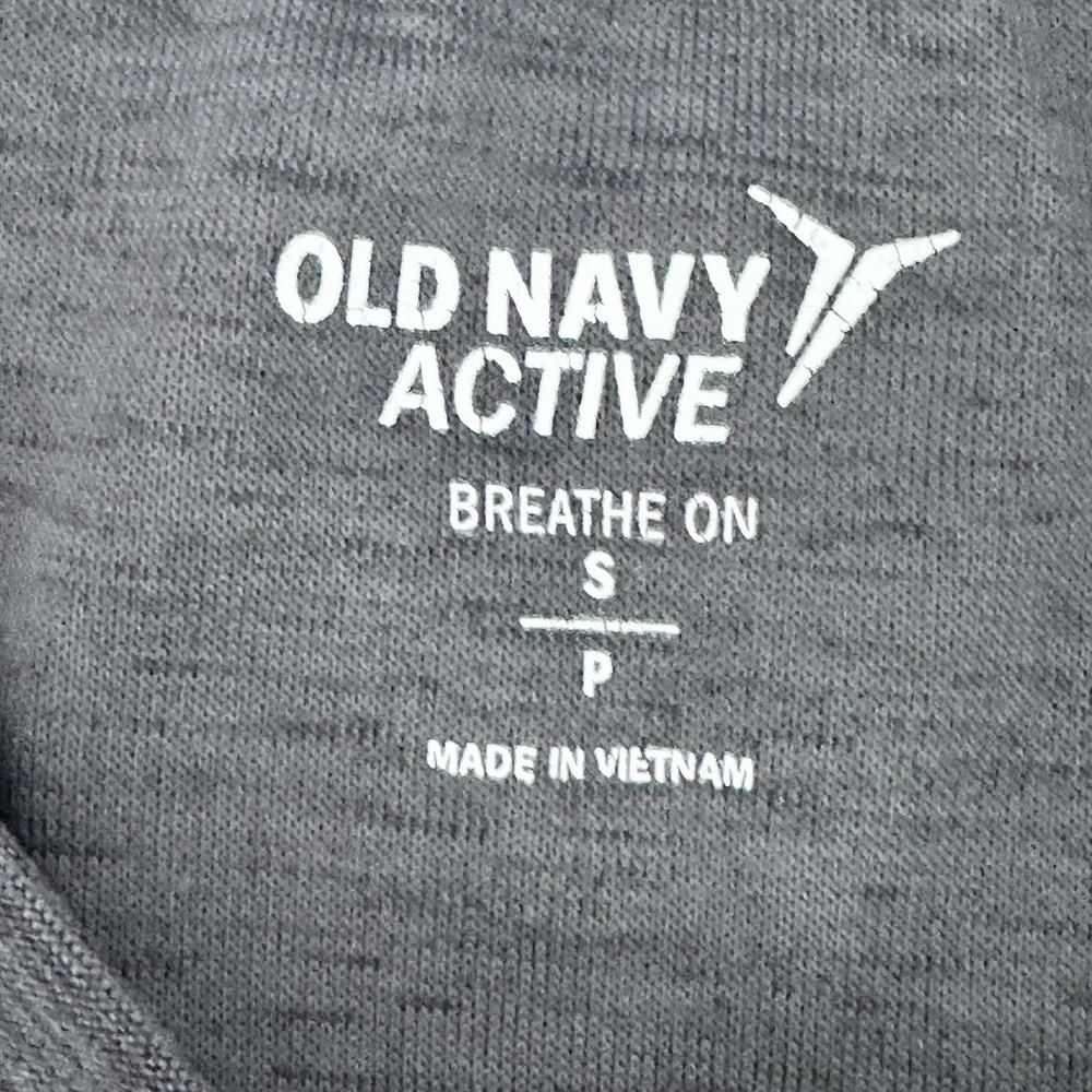 2/$20 Old Navy Active Breathe On Tank Top Womens Size S Gray‎ Ruffles like new! - Picture 3 of 5